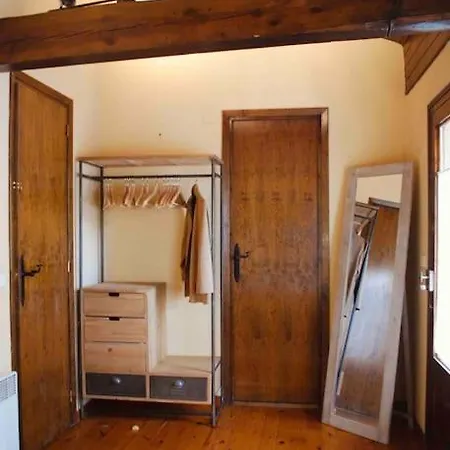 La De Llivia, Cerdanya, Puigcerda. Apartment *