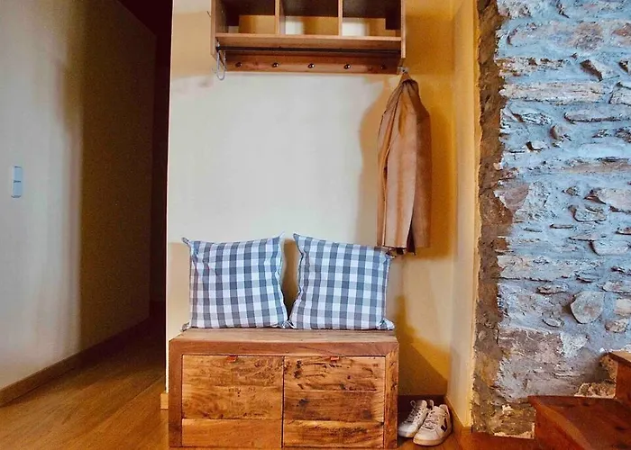 La De Llivia, Cerdanya, Puigcerda. * 利维亚